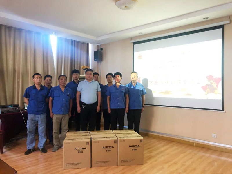 鐵血軍魂，榮耀致敬—信川機(jī)械召開慶祝建軍93年暨退伍軍人表彰座談會